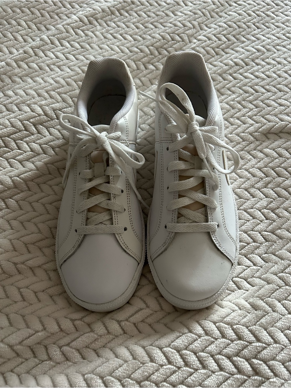 Nike White Low-Top Sneakers women’s size 10